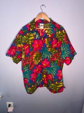 Men's Short-Sleeve Tropical Floral Camp Shirt - Bright Pink & Green